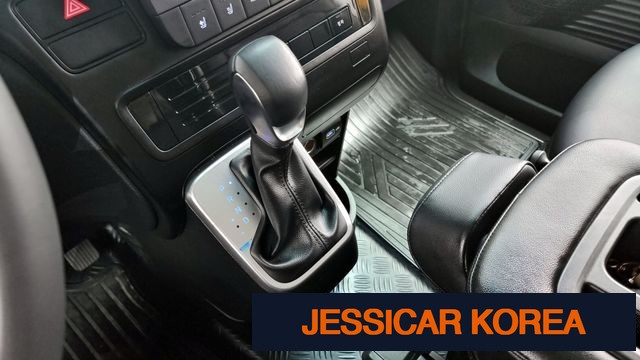 2023 Hyundai Staria - Thumbnail 7
