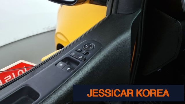 2023 Hyundai Staria - Thumbnail 16
