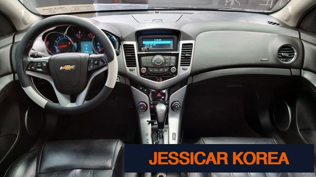 2012 Chevrolet Cruze - Thumbnail 3