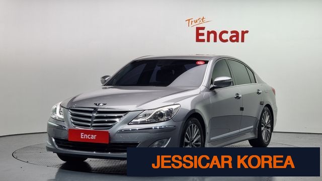 2013 Hyundai Genesis - Thumbnail 4
