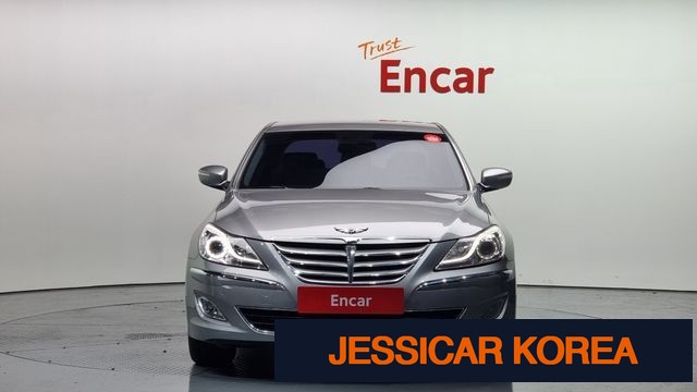 2013 Hyundai Genesis - Thumbnail 10