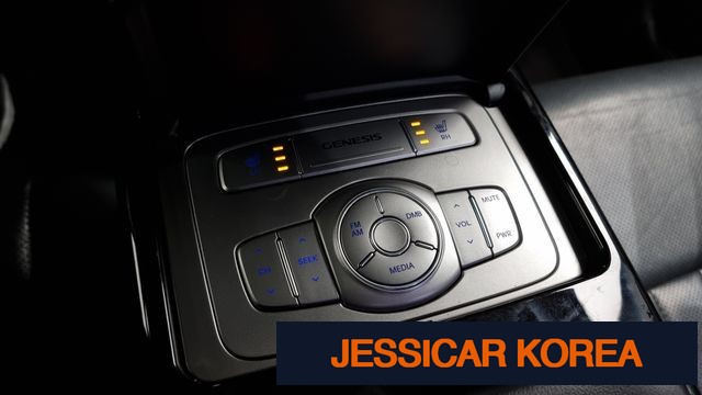2013 Hyundai Genesis - Thumbnail 20
