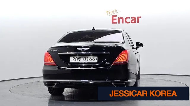 2016 Genesis EQ900 - Thumbnail 9