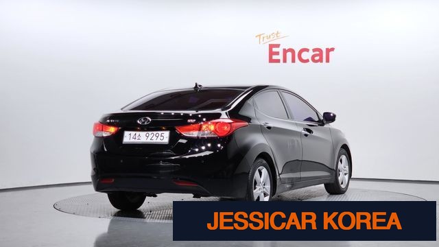 2013 Hyundai Avante MD - Thumbnail 9