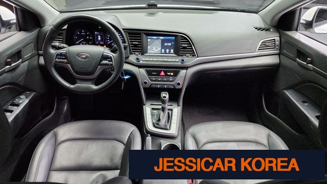 2016 Hyundai Avante AD - Thumbnail 18