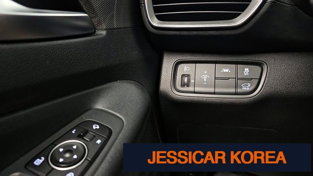 2020 Hyundai Santa Fe TM - Thumbnail 2