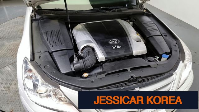 2011 Hyundai Genesis - Thumbnail 7