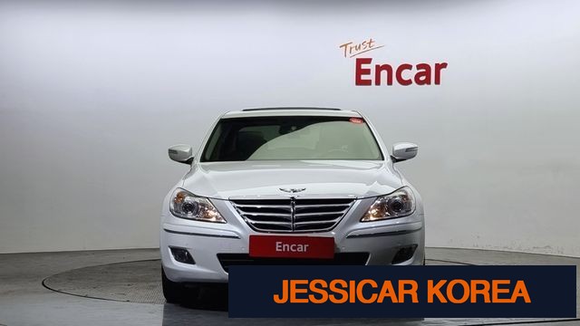 2011 Hyundai Genesis - Thumbnail 11