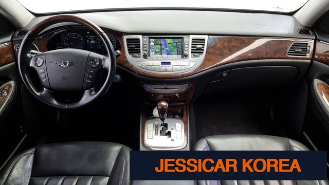 2011 Hyundai Genesis - Thumbnail 12