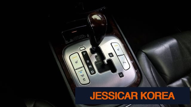 2011 Hyundai Genesis - Thumbnail 13
