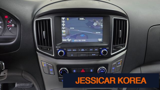 2019 Hyundai The New Grand Starex - Thumbnail 3