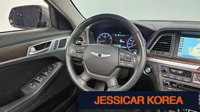 2015 Hyundai Genesis DH - Thumbnail 18