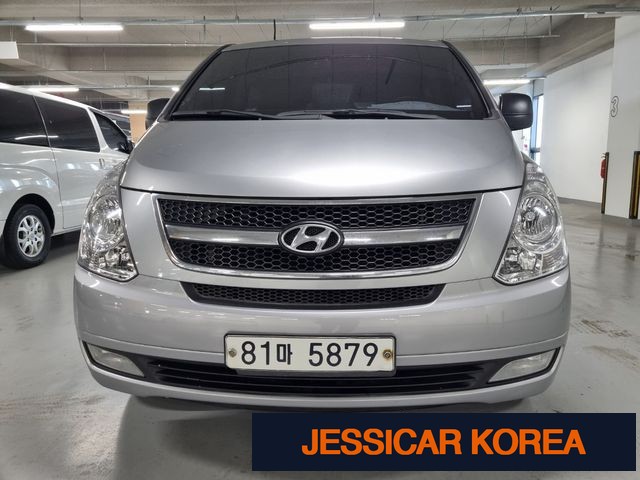2016 Hyundai Grand Starex - Thumbnail 3