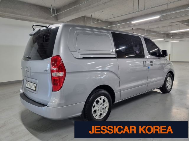 2016 Hyundai Grand Starex - Thumbnail 12