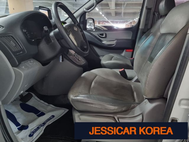 2016 Hyundai Grand Starex - Thumbnail 18