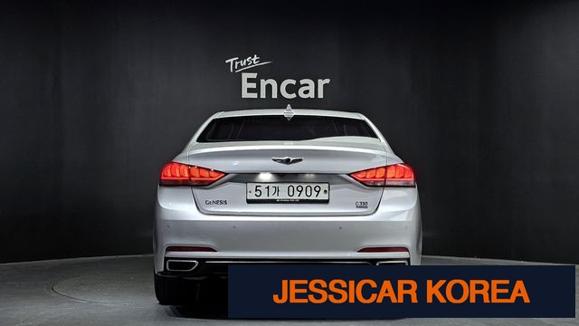 2016 Hyundai Genesis DH - Thumbnail 10