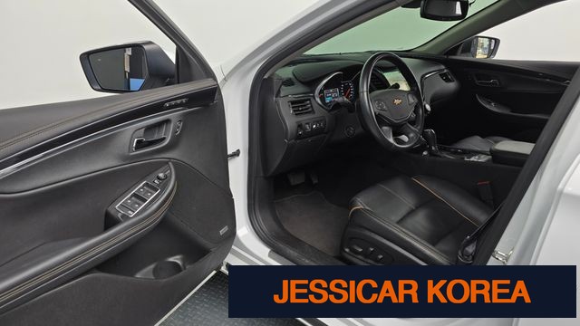 2016 Chevrolet Impala - Thumbnail 11