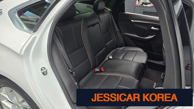 2016 Chevrolet Impala - Thumbnail 14