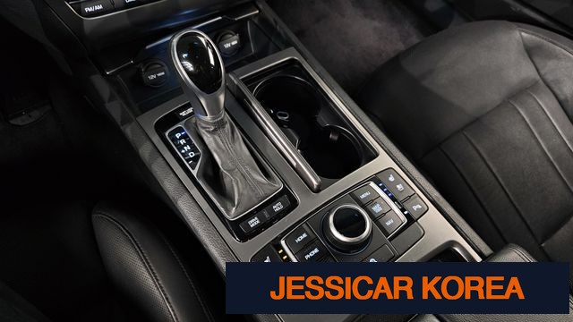 2015 Hyundai Genesis DH - Thumbnail 12
