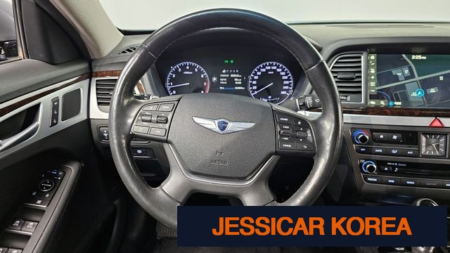 2015 Hyundai Genesis DH - Thumbnail 17