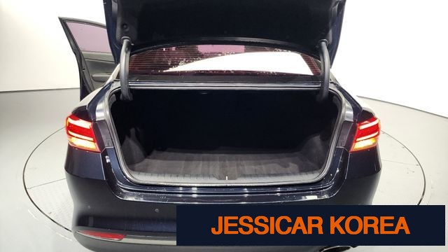 2016 Kia K5 2nd generation - Thumbnail 10