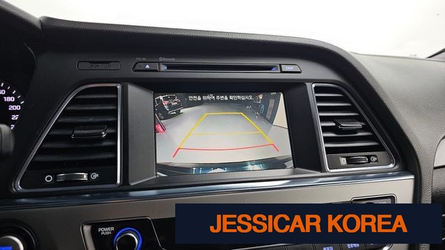 2015 Hyundai LF Sonata - Thumbnail 13