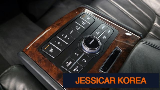 2010 Hyundai Equus (new model) - Thumbnail 6