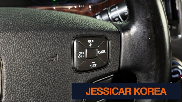 2010 Hyundai Equus (new model) - Thumbnail 10