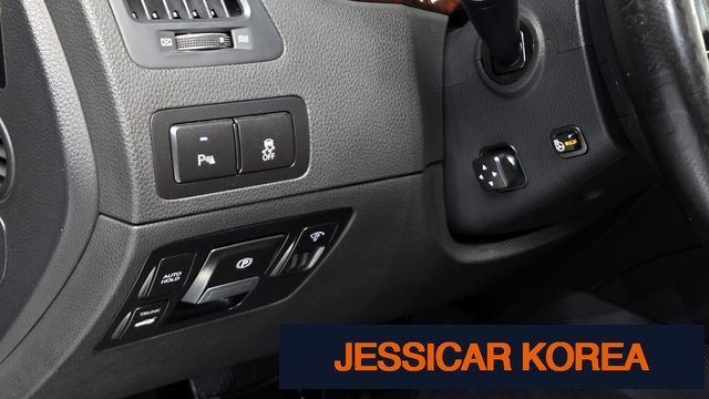 2010 Hyundai Equus (new model) - Thumbnail 11