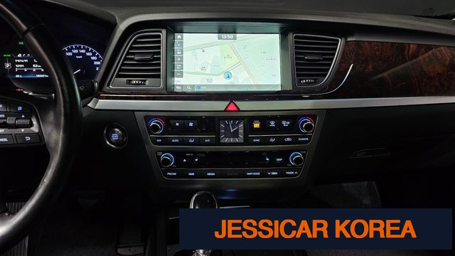 2016 Hyundai Genesis DH - Thumbnail 18