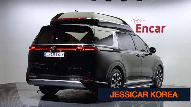 2021 Kia Carnival 4th Gen - Thumbnail 9