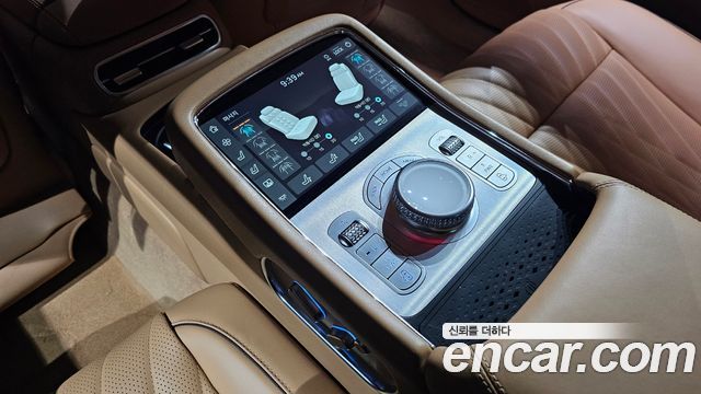 2022 Genesis G90 (RS4) - Thumbnail 2