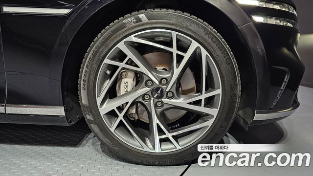 2022 Genesis G90 (RS4) - Thumbnail 4