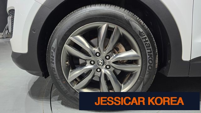 2013 Hyundai Santa Fe DM - Thumbnail 6