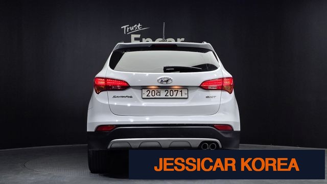 2013 Hyundai Santa Fe DM - Thumbnail 11