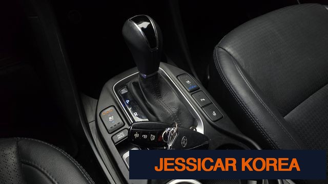 2013 Hyundai Santa Fe DM - Thumbnail 18