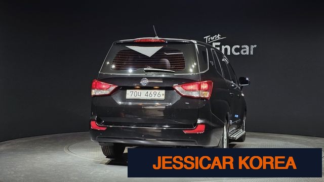2014 KG Mobility Korando Turismo - Thumbnail 6
