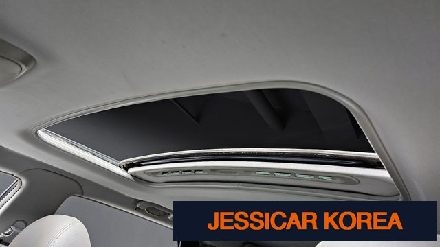 2014 KG Mobility Korando Turismo - Thumbnail 13