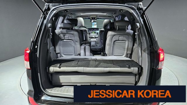 2014 KG Mobility Korando Turismo - Thumbnail 17
