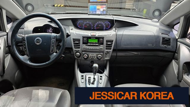 2014 KG Mobility Korando Turismo - Thumbnail 19