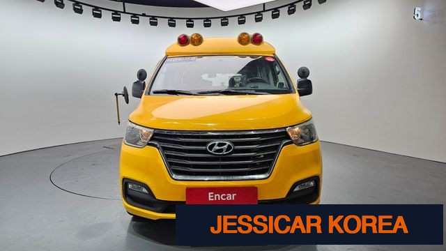 2019 Hyundai The New Grand Starex - Thumbnail 12