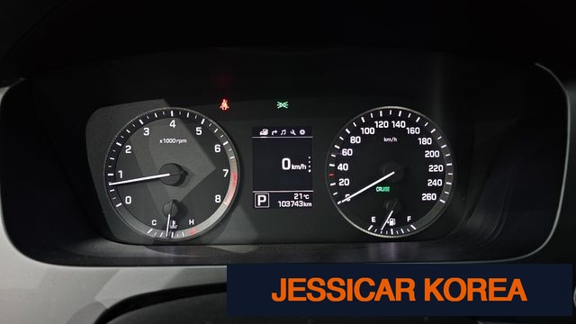 2015 Hyundai LF Sonata - Thumbnail 4
