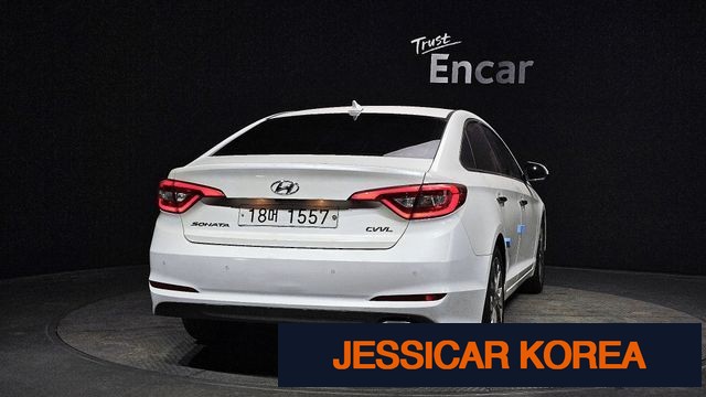 2015 Hyundai LF Sonata - Thumbnail 7