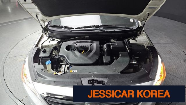 2015 Hyundai LF Sonata - Thumbnail 19
