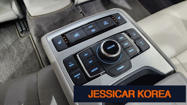 2017 Genesis G80 - Thumbnail 19