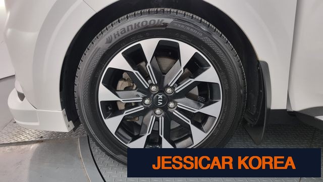 2021 Kia Carnival 4th Gen - Thumbnail 2