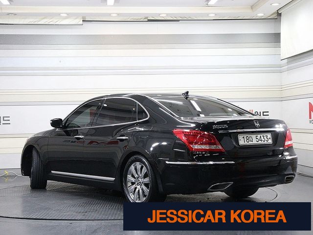 2011 Hyundai Equus (new model) - Thumbnail 15