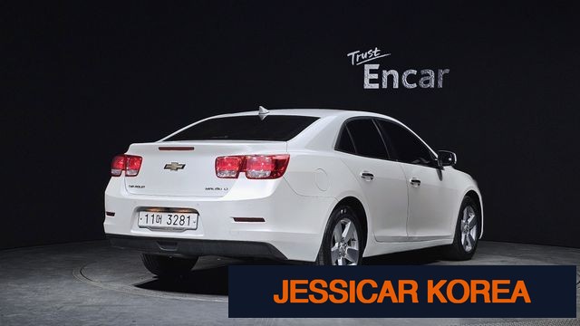 2015 Chevrolet Malibu - Thumbnail 9