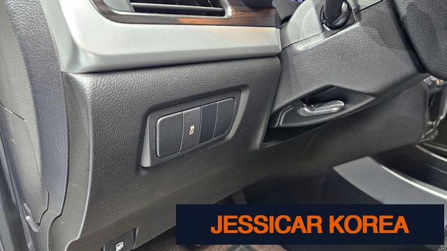 2014 KG Mobility New Korando C - Thumbnail 5