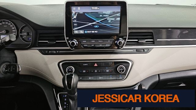2019 Hyundai The New Grand Starex - Thumbnail 5